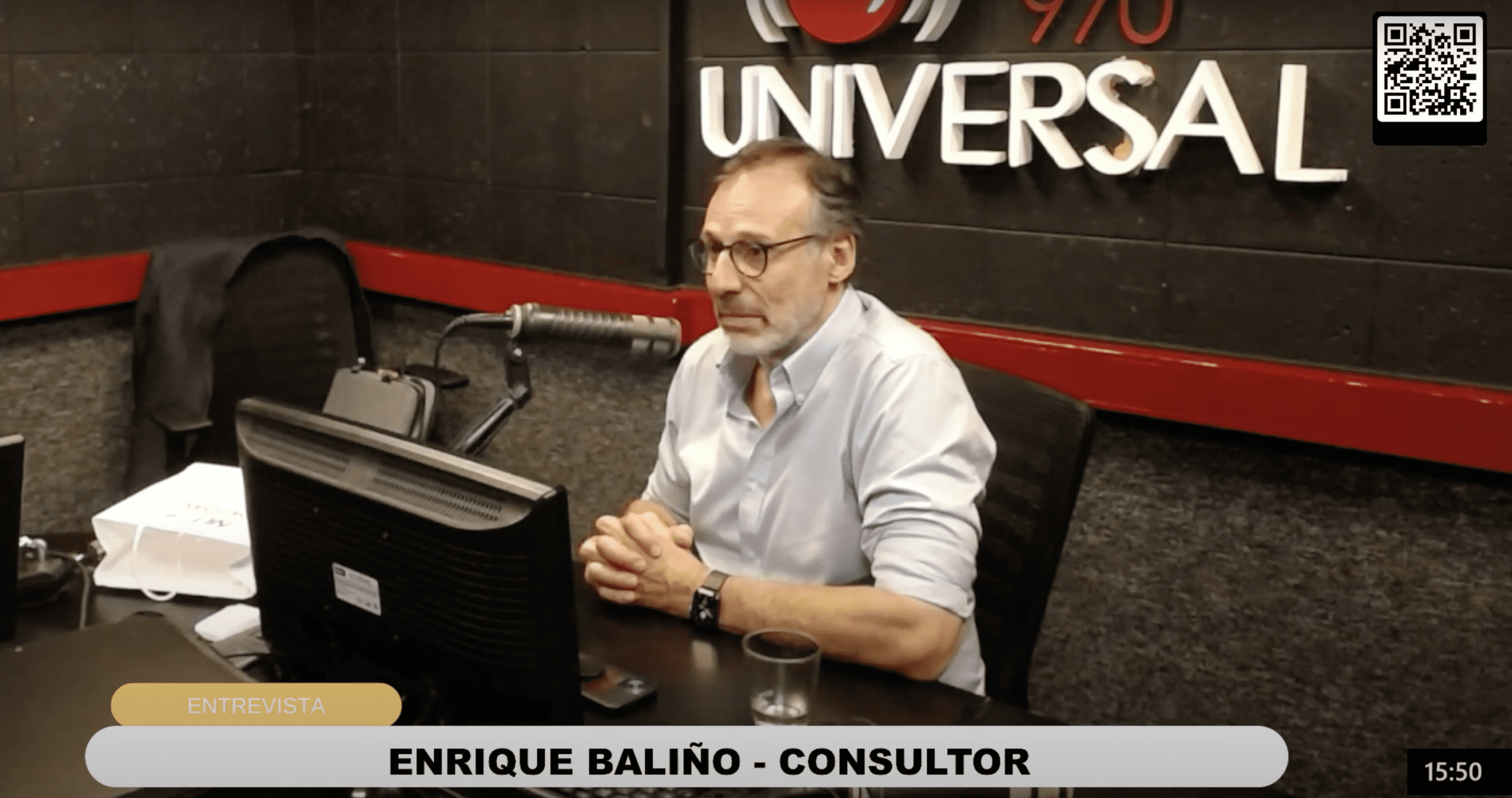 Enrique Baliño en el Programa Dato y Relato en Radio Universal